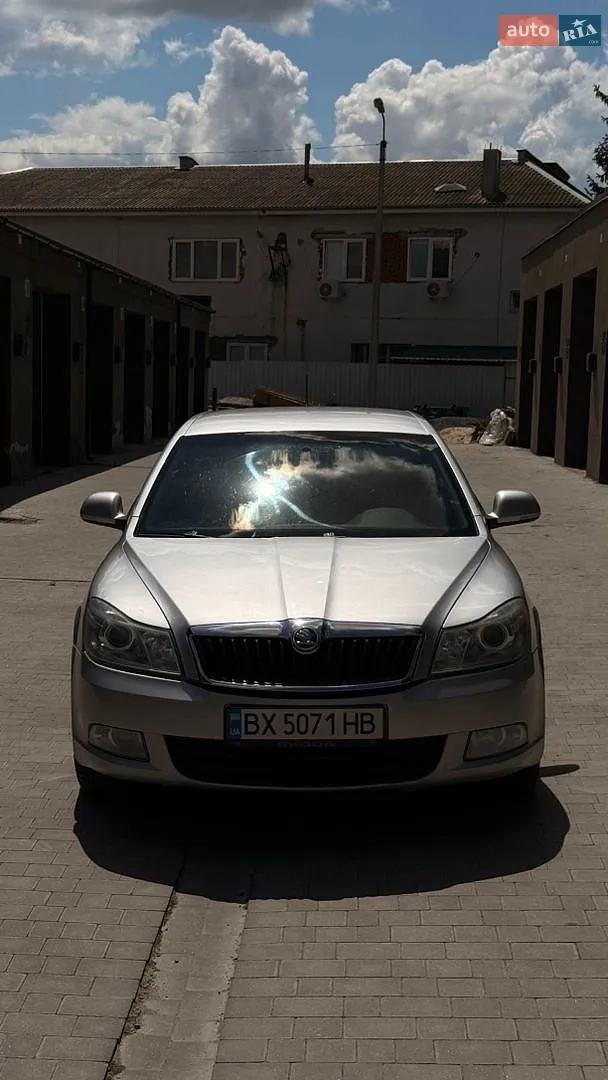 2011 Skoda Octavia - мініатюра 2