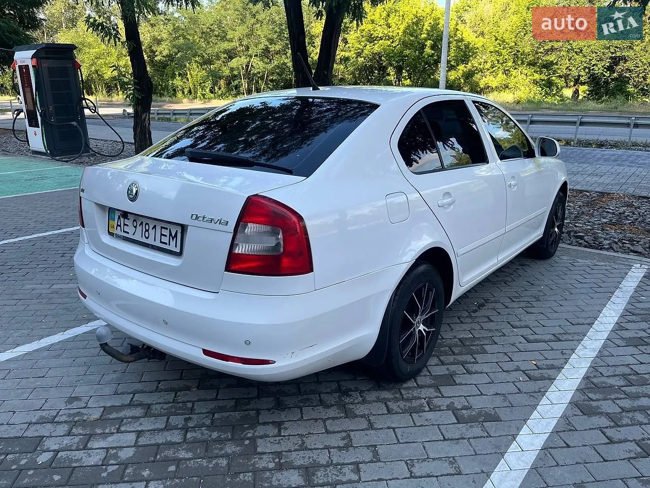 2011 Skoda Octavia - мініатюра 4