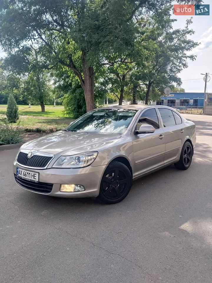 2011 Skoda Octavia - мініатюра 12