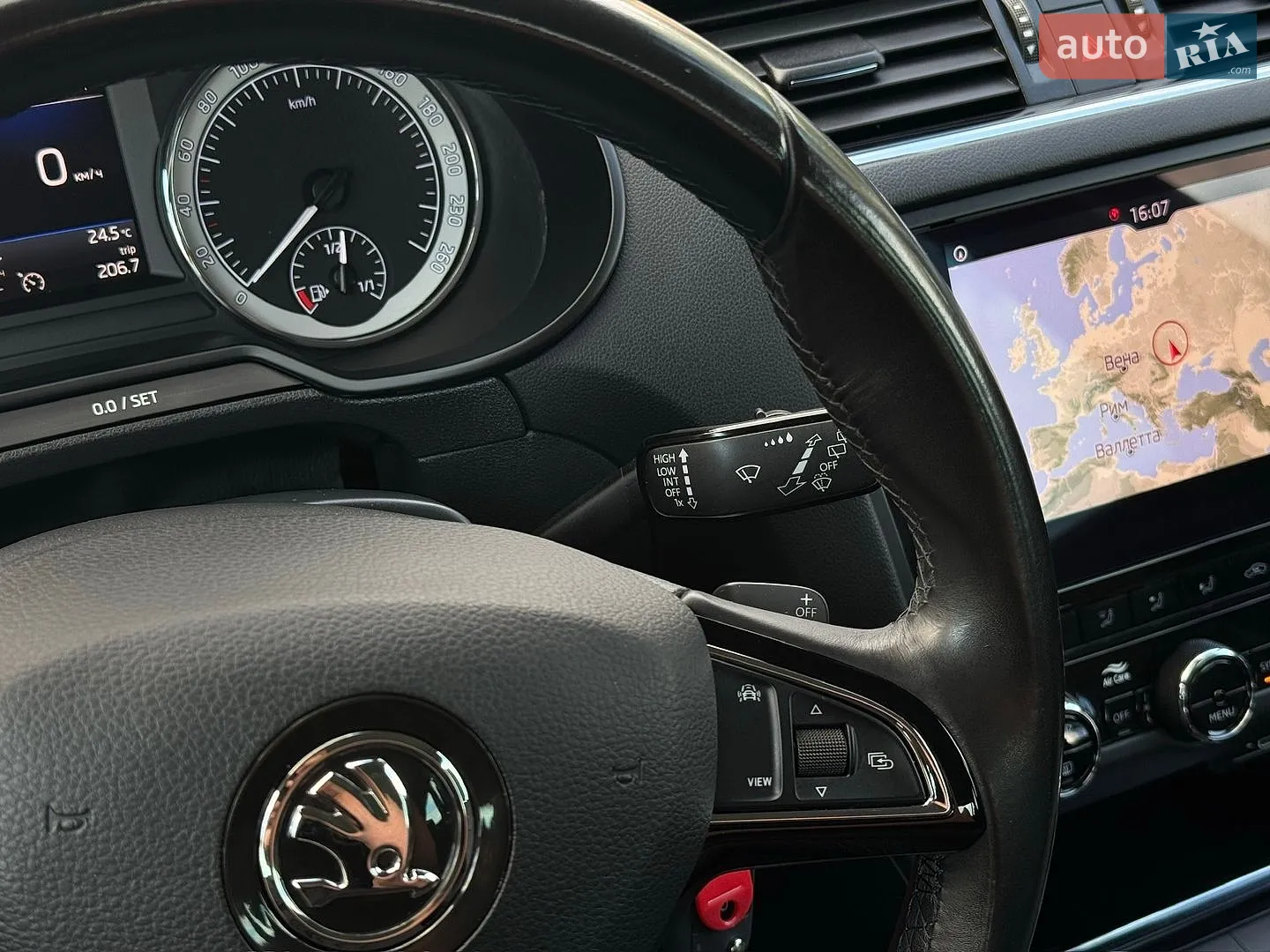 2019 Skoda Octavia - мініатюра 84