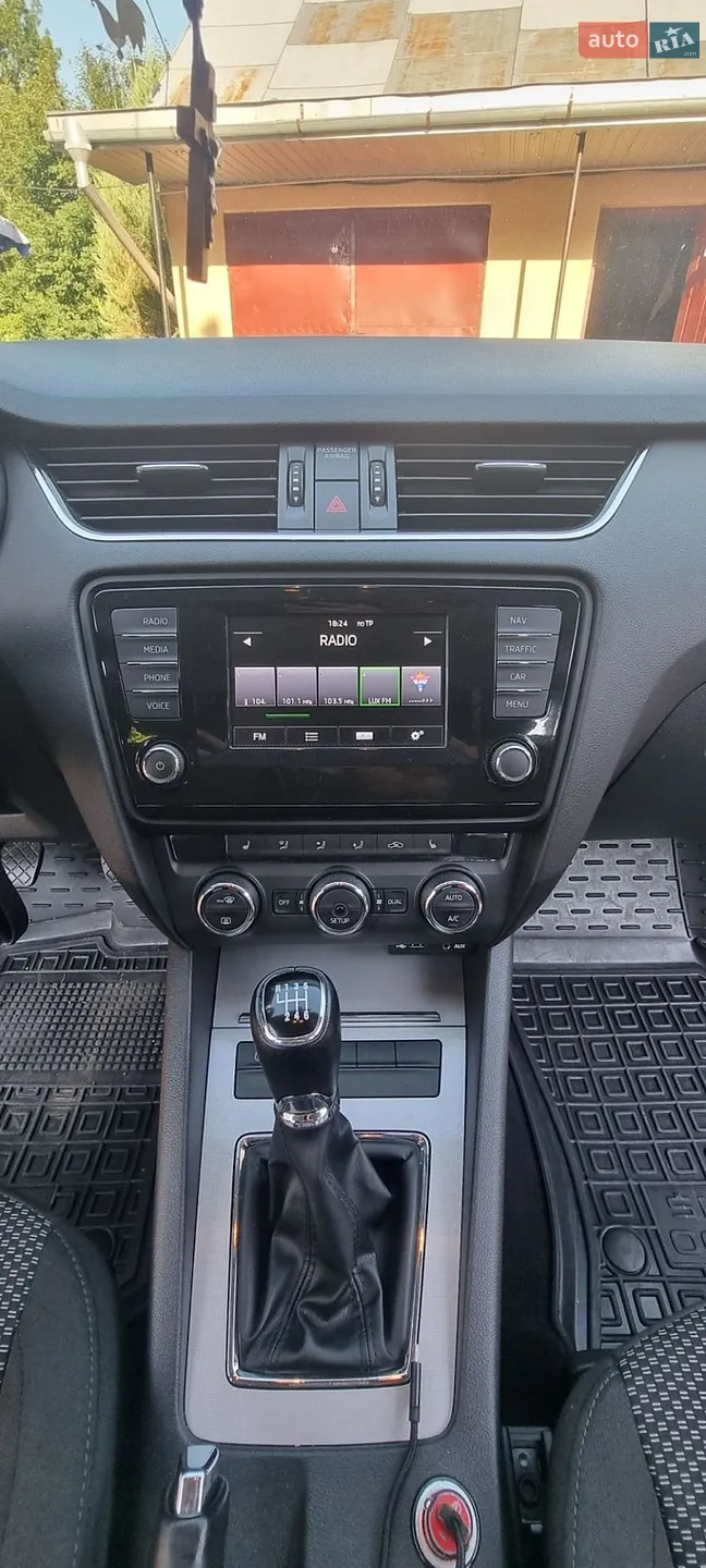 2014 Skoda Octavia - мініатюра 17