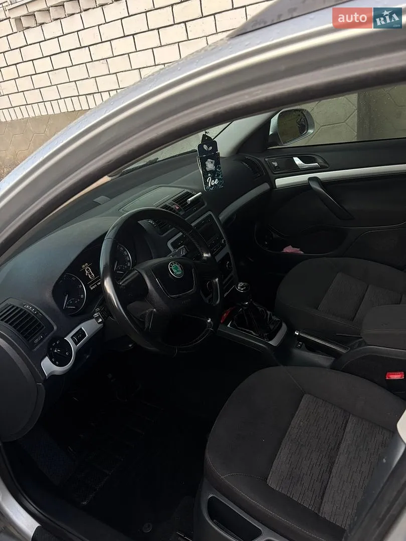 2011 Skoda Octavia - мініатюра 7