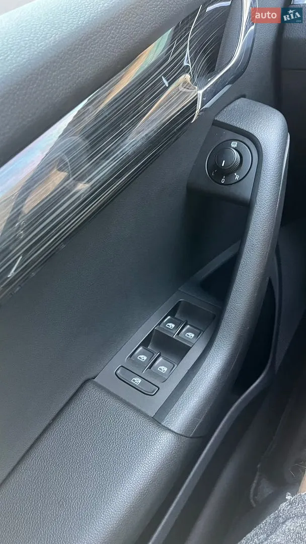 2019 Skoda Octavia - мініатюра 16