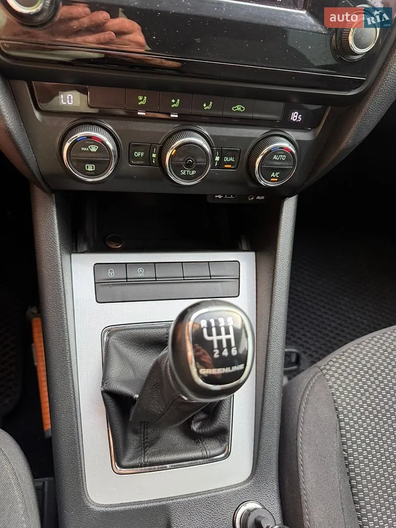 2014 Skoda Octavia - мініатюра 32