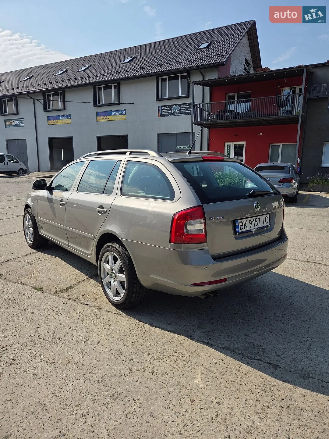 2010 Skoda Octavia - мініатюра 4
