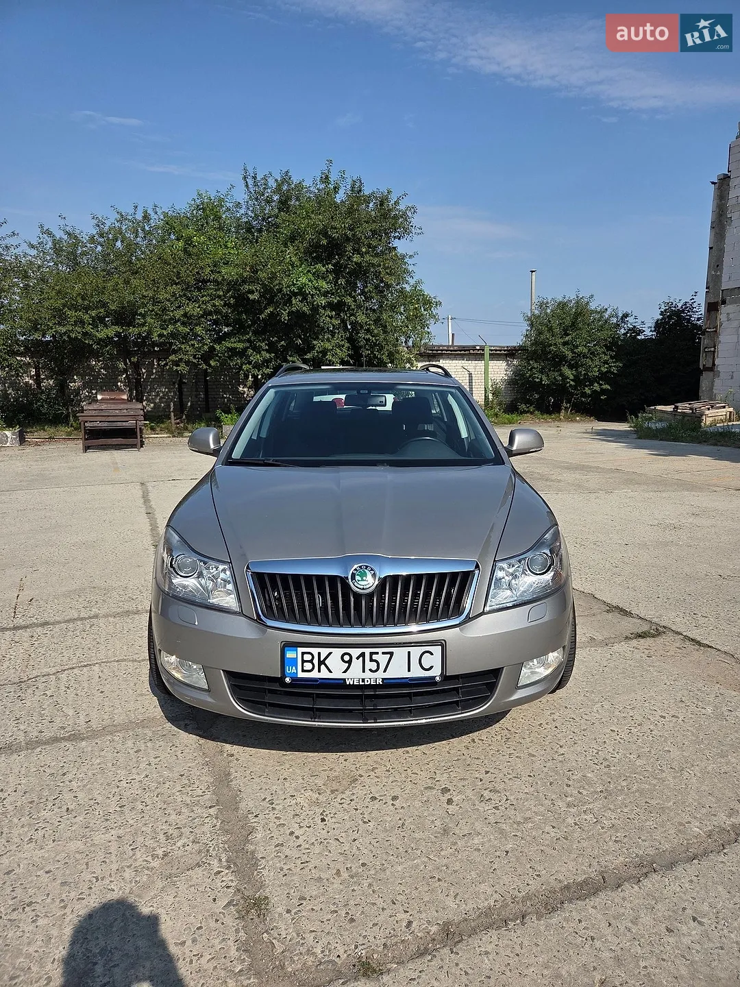 2010 Skoda Octavia - мініатюра 2