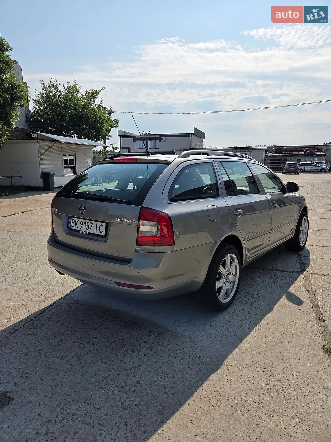 2010 Skoda Octavia - мініатюра 6