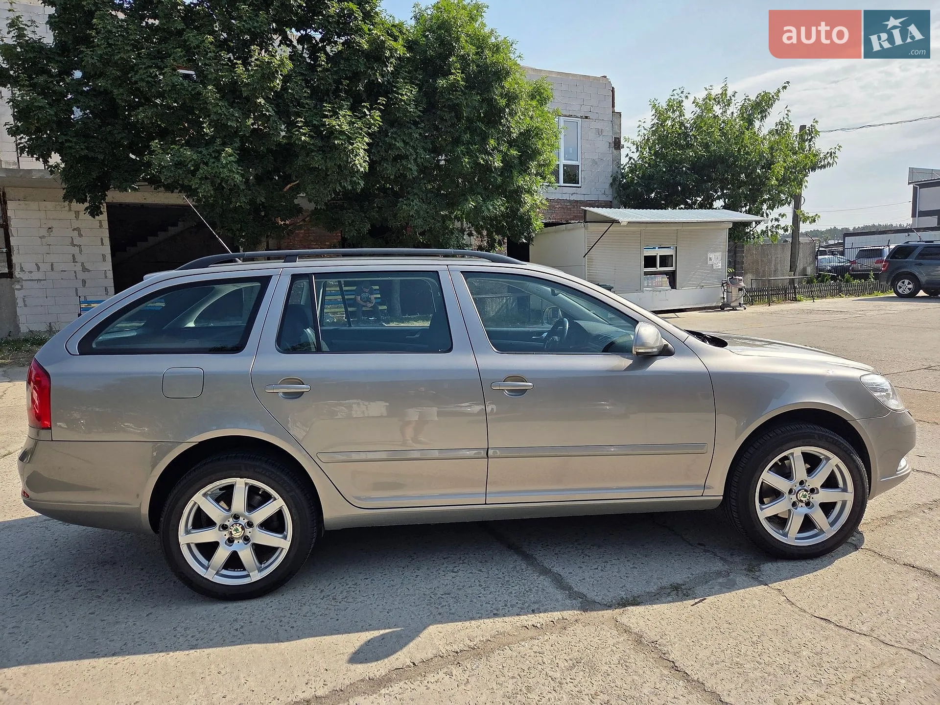 2010 Skoda Octavia - мініатюра 7