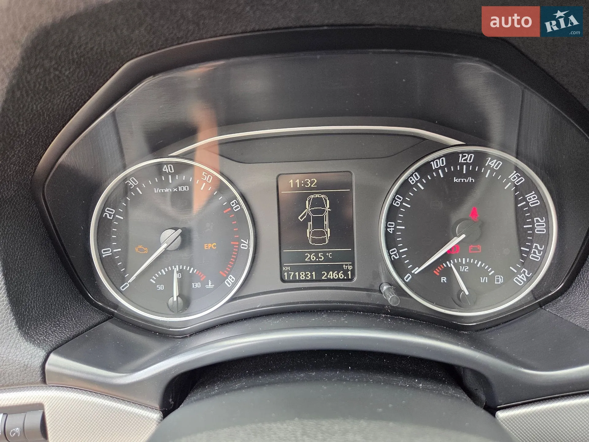 2010 Skoda Octavia - мініатюра 16