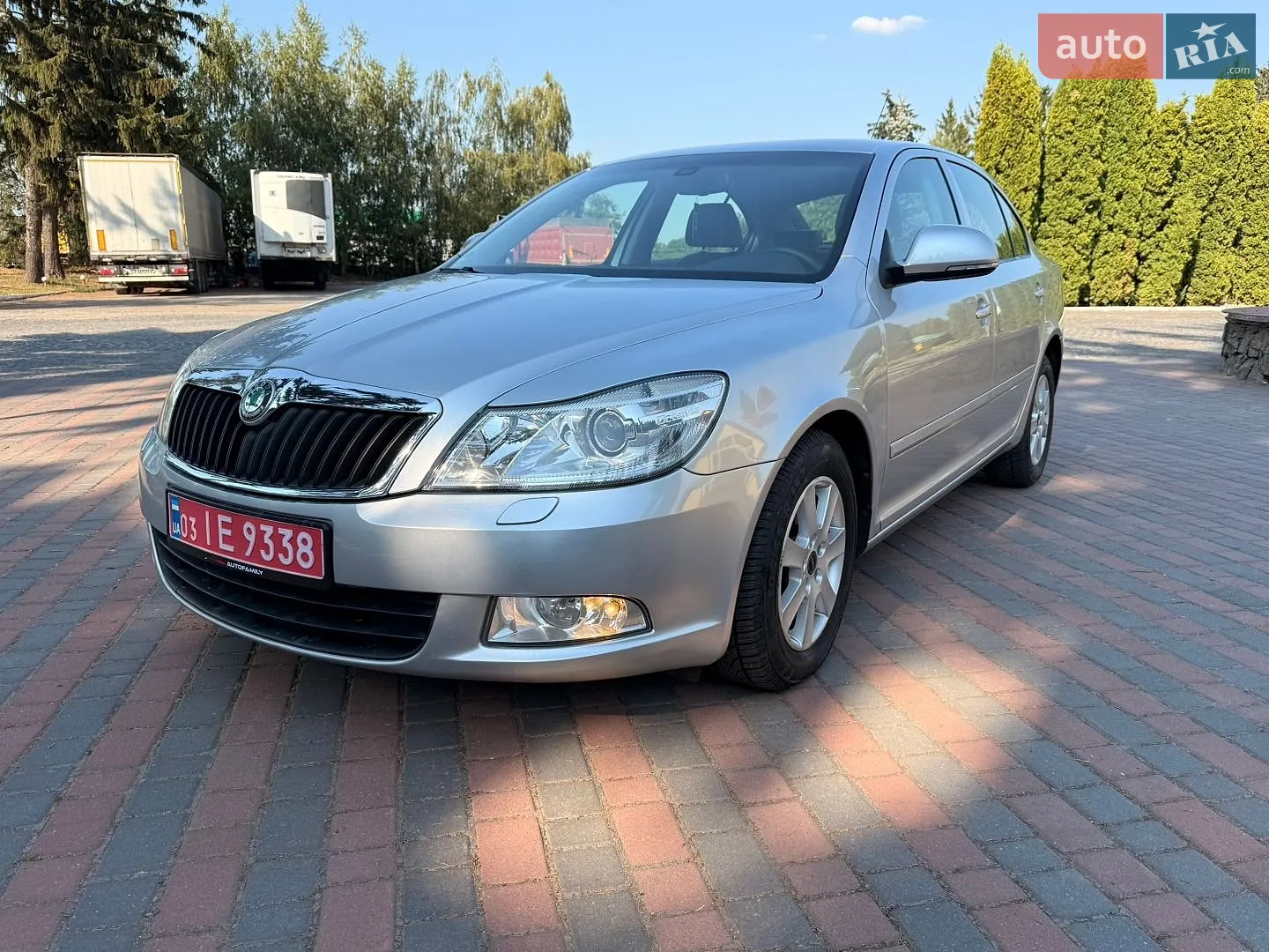 2010 Skoda Octavia - мініатюра 4