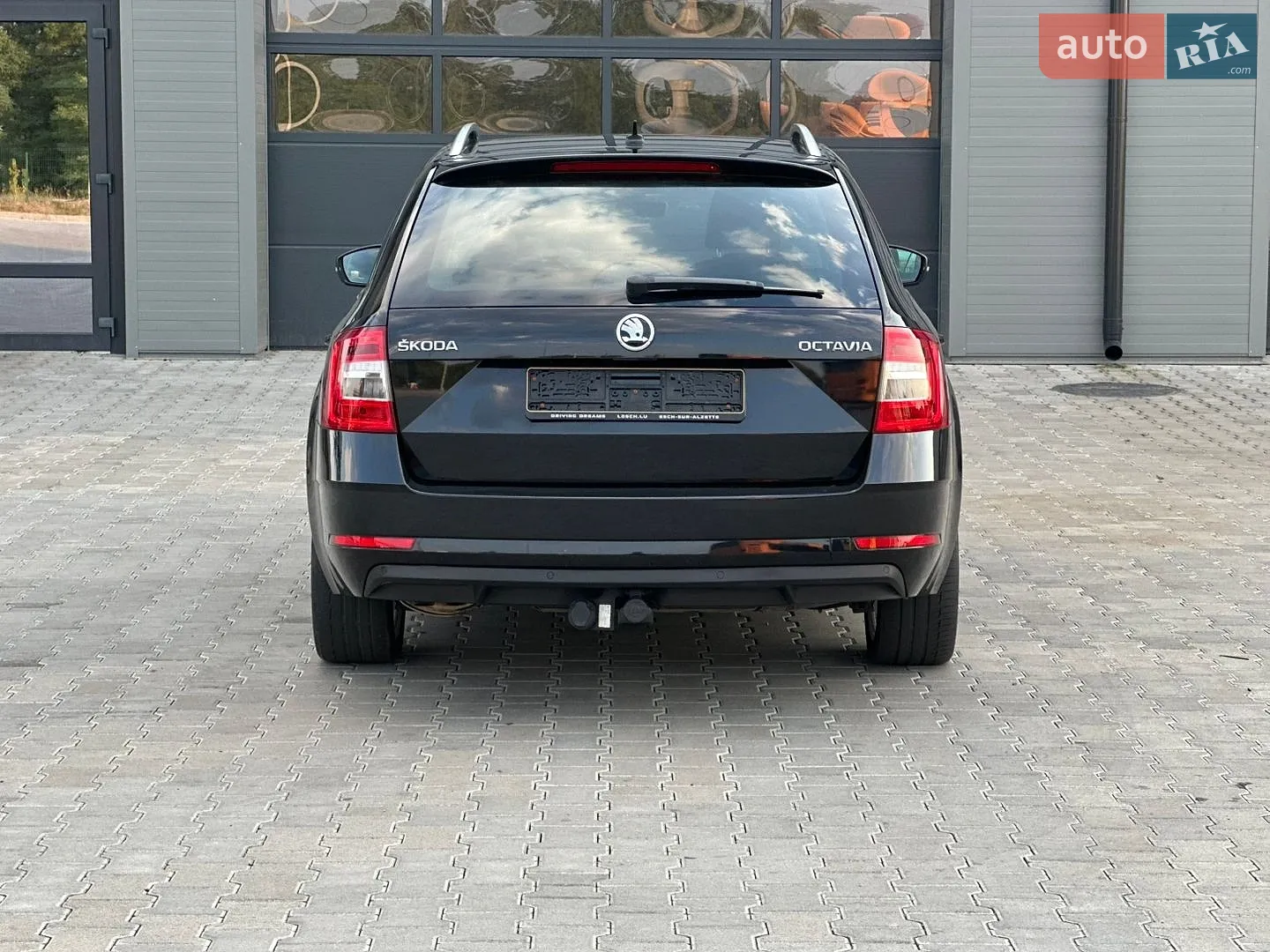 2017 Skoda Octavia - мініатюра 17