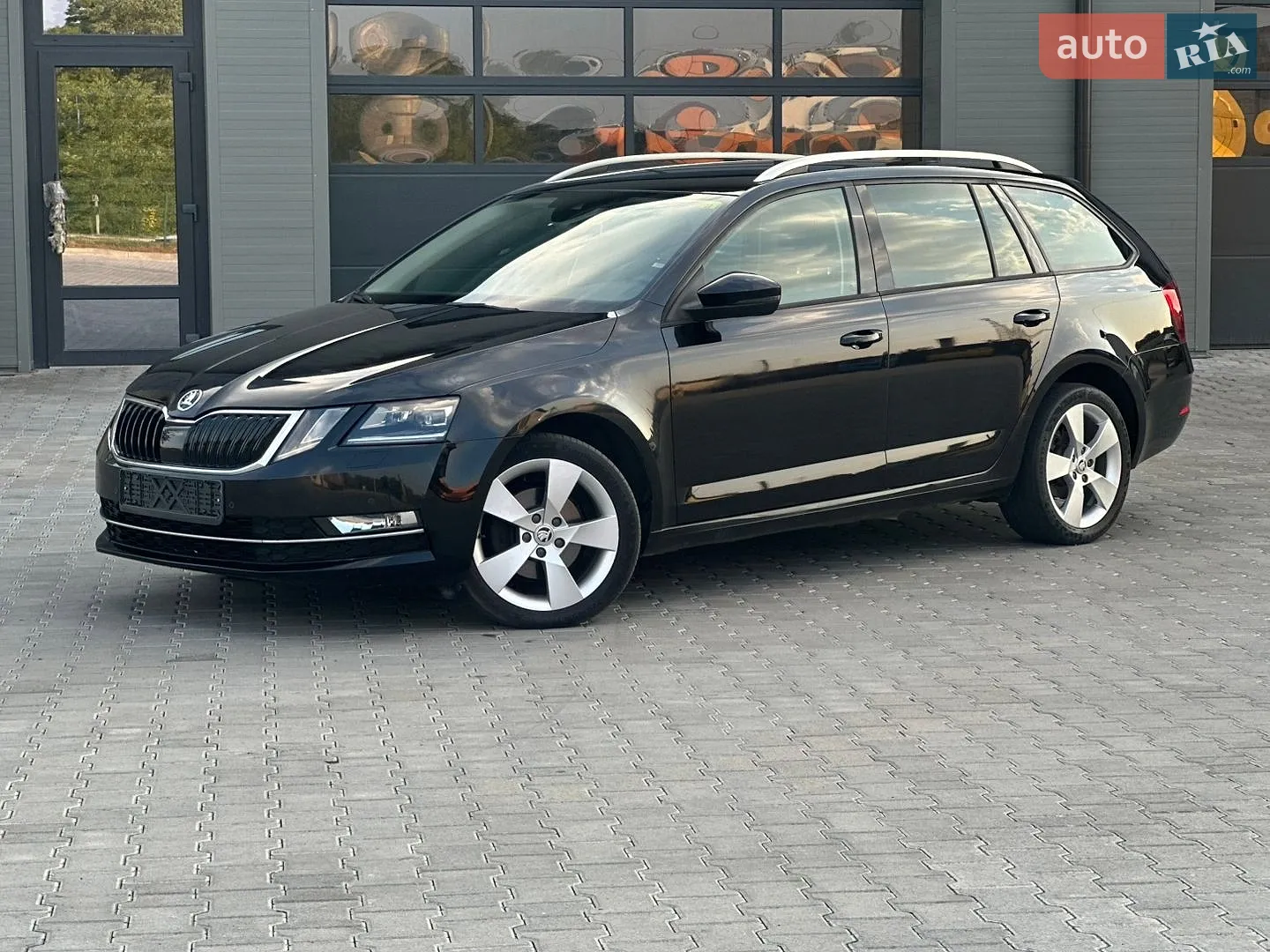 2017 Skoda Octavia - мініатюра 23