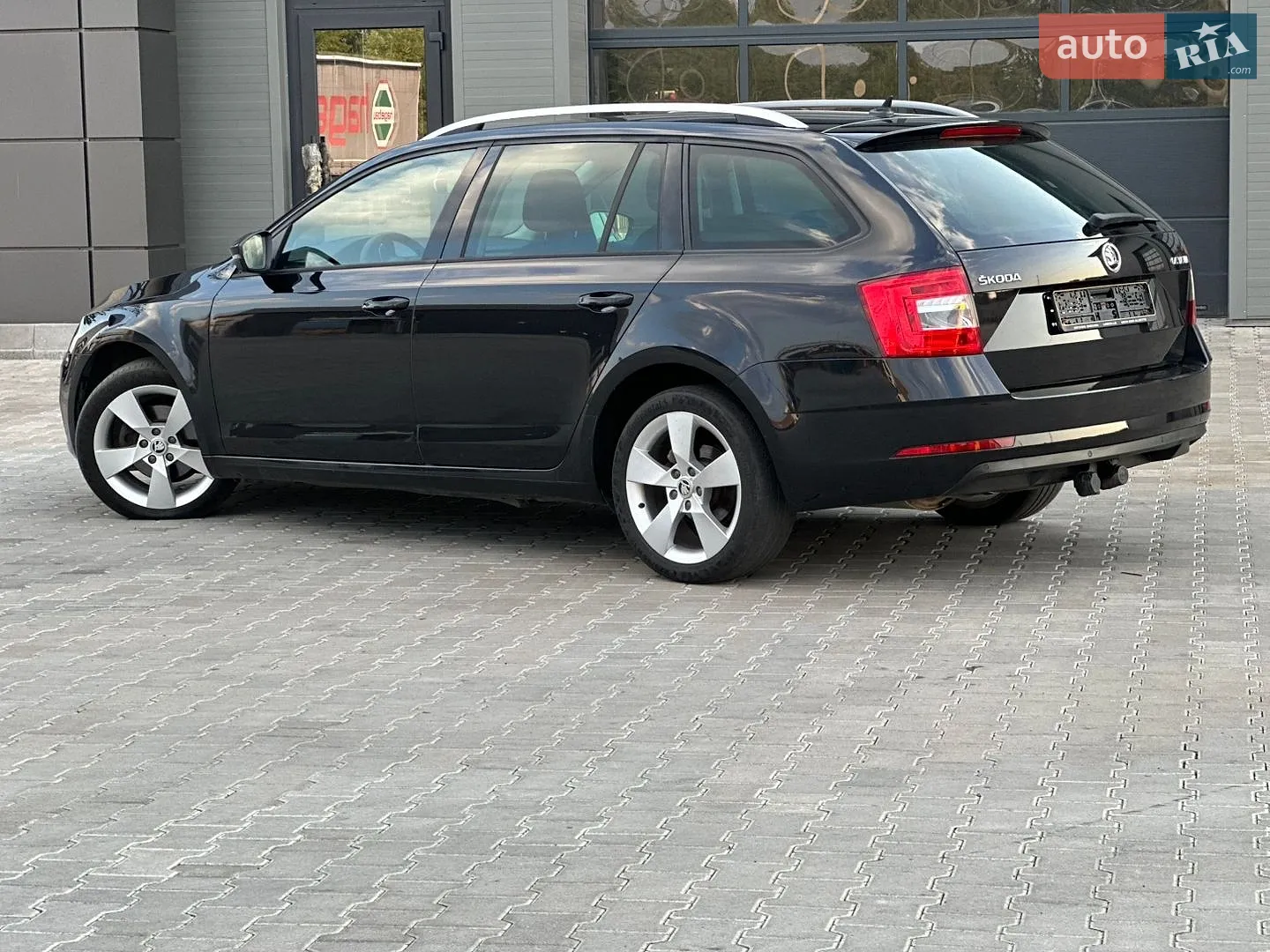 2017 Skoda Octavia - мініатюра 24
