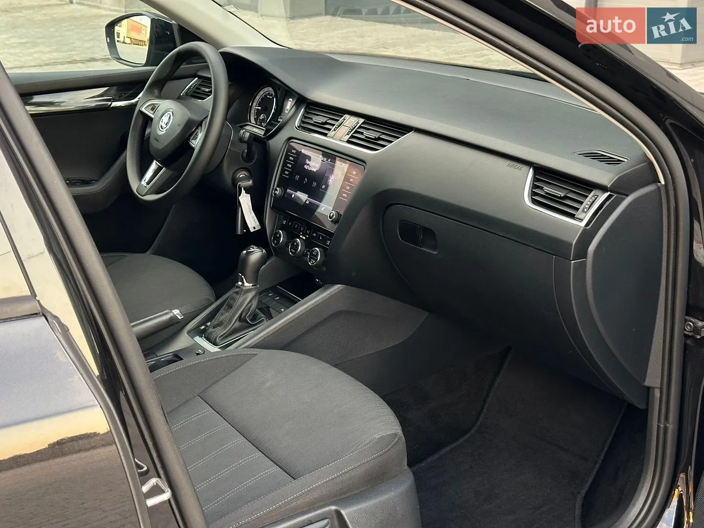 2017 Skoda Octavia - мініатюра 28