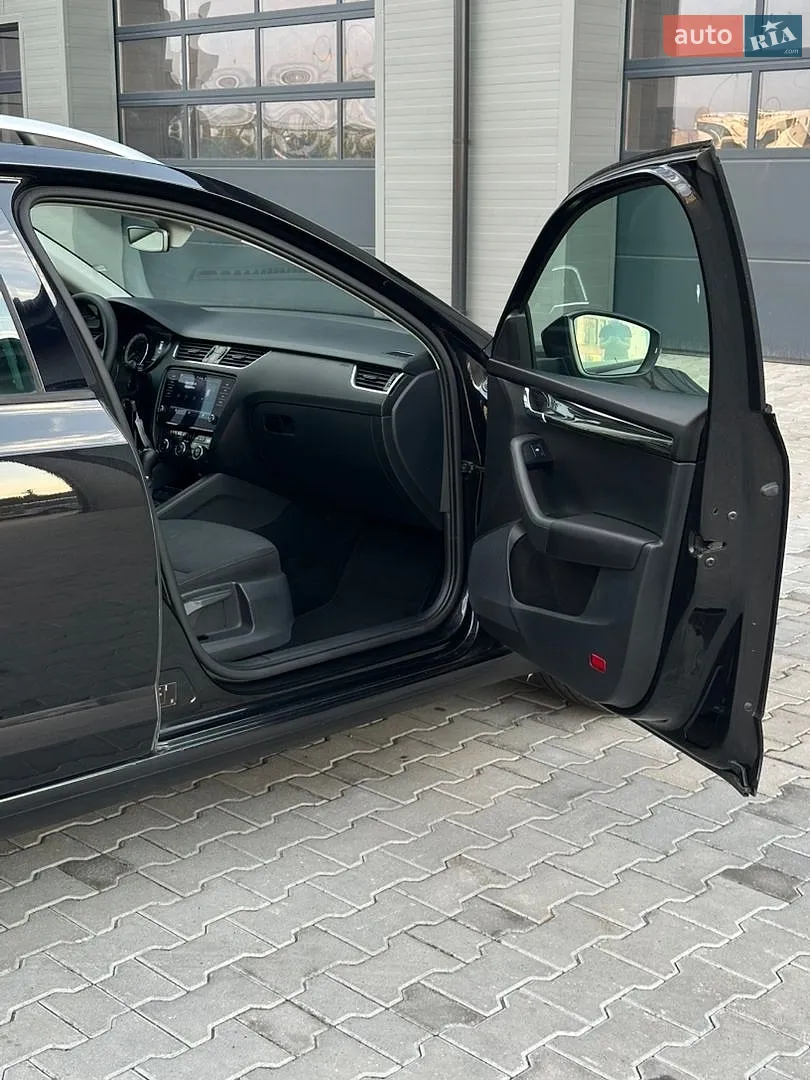 2017 Skoda Octavia - мініатюра 27