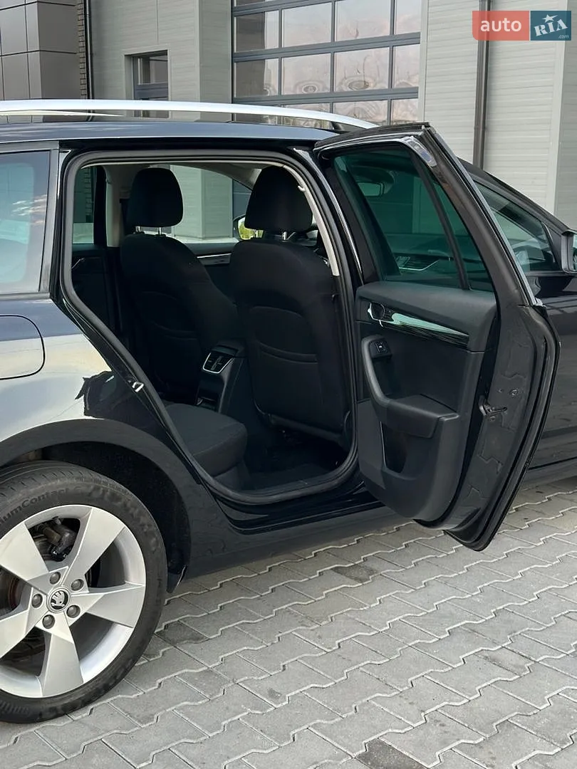2017 Skoda Octavia - мініатюра 31