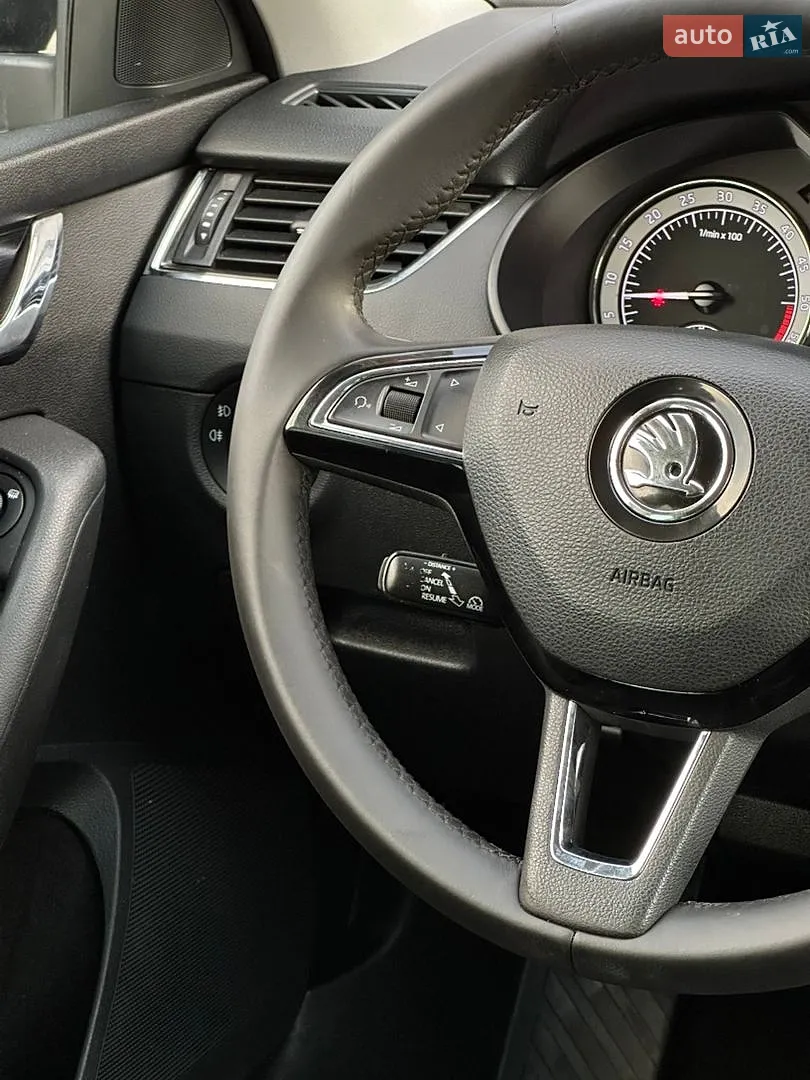 2017 Skoda Octavia - мініатюра 45