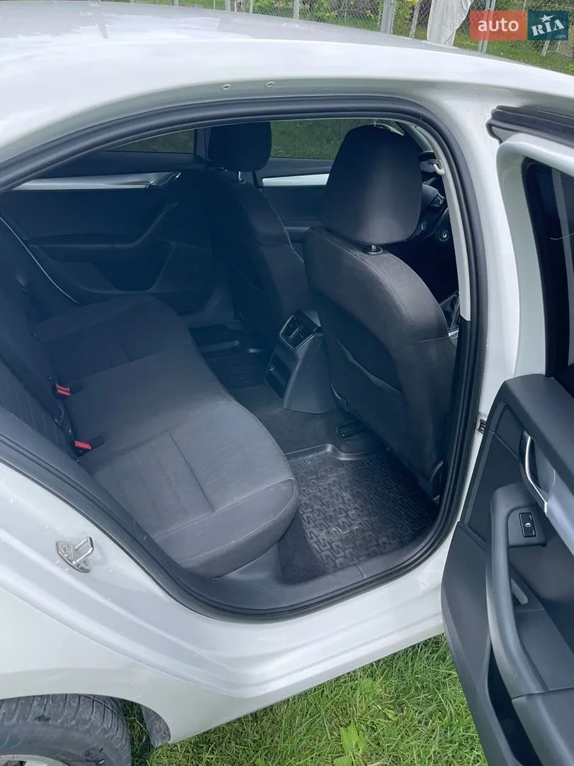 2013 Skoda Octavia - мініатюра 10