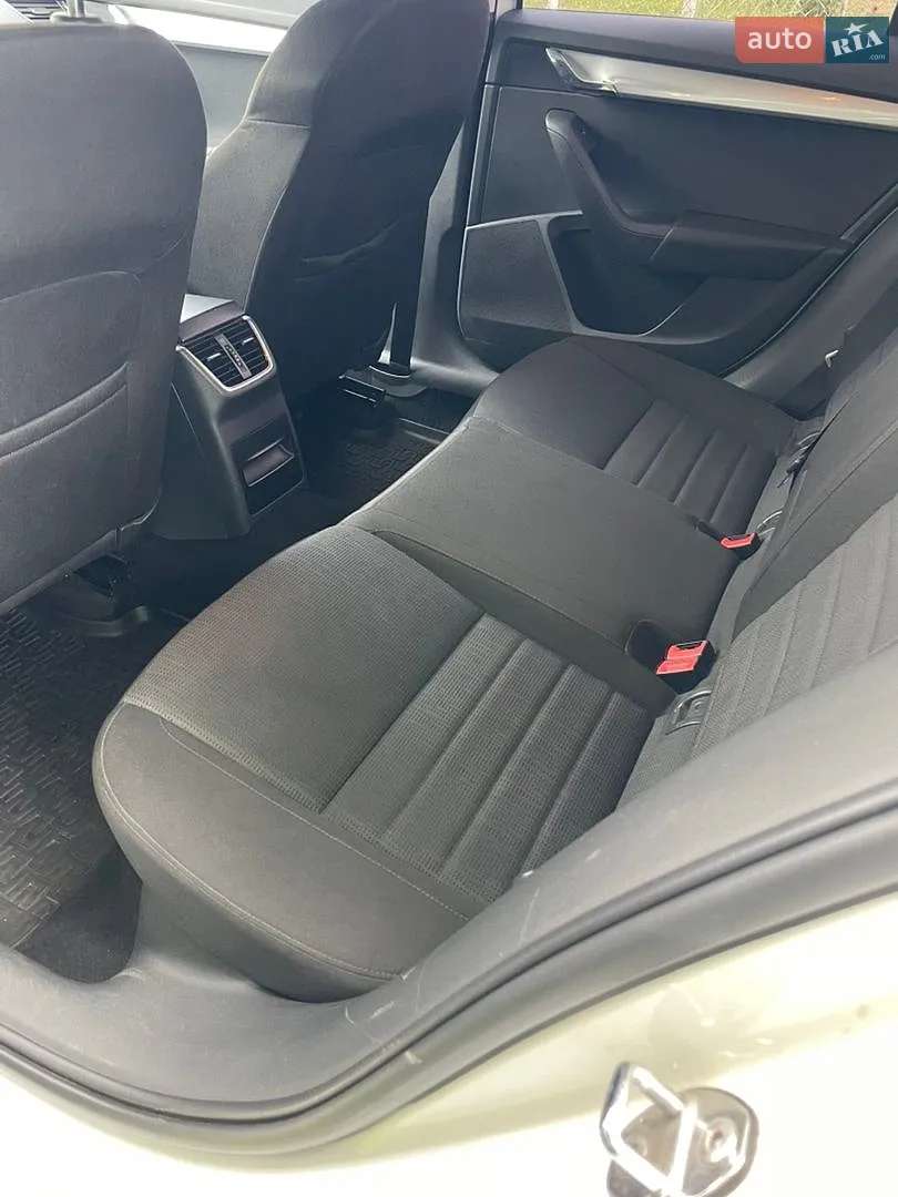 2013 Skoda Octavia - мініатюра 12