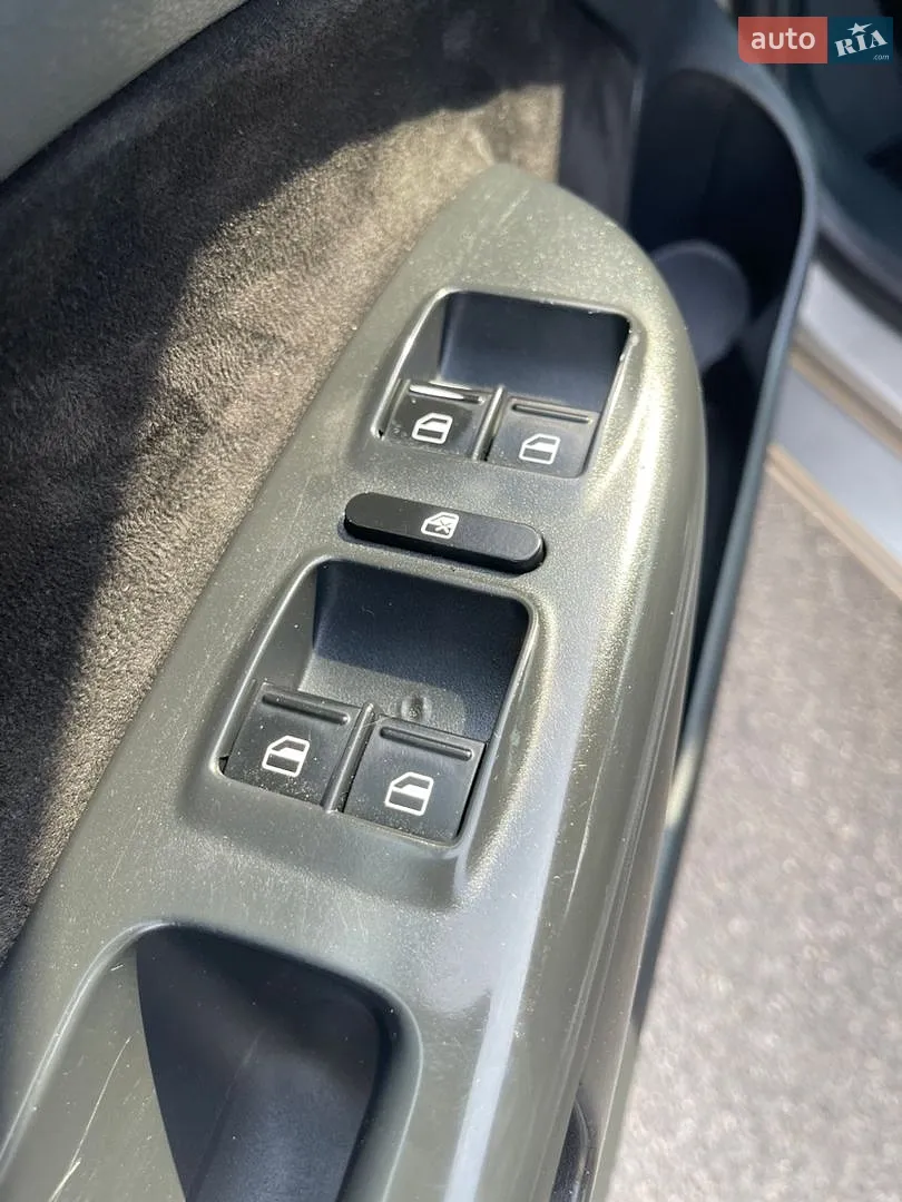 2011 Skoda Octavia - мініатюра 14