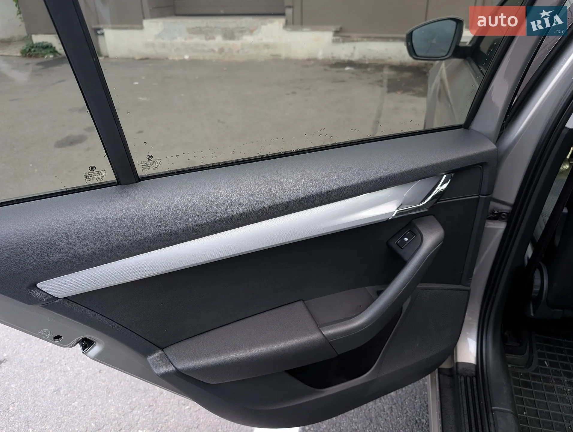 2016 Skoda Octavia - мініатюра 11