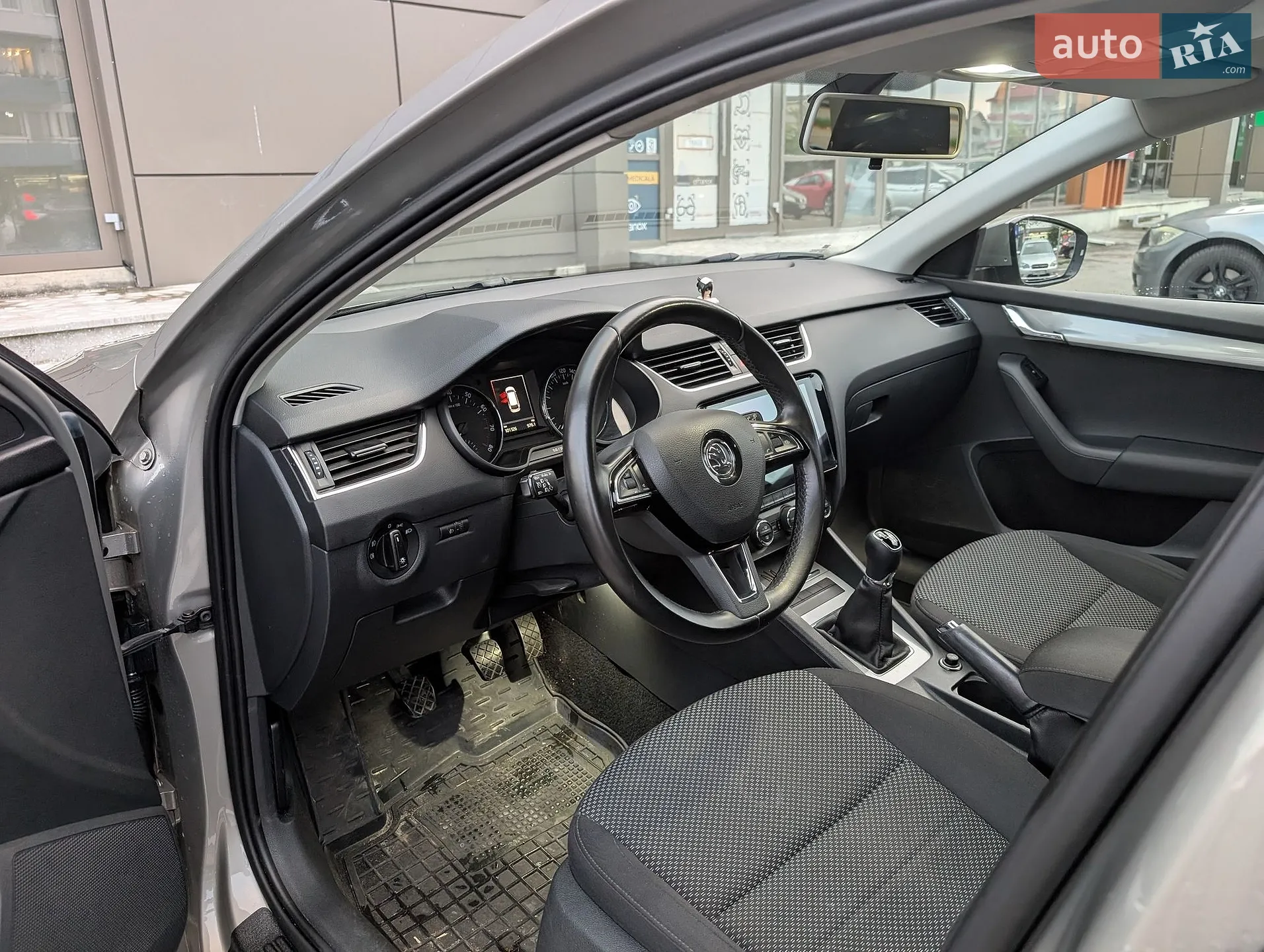 2016 Skoda Octavia - мініатюра 14