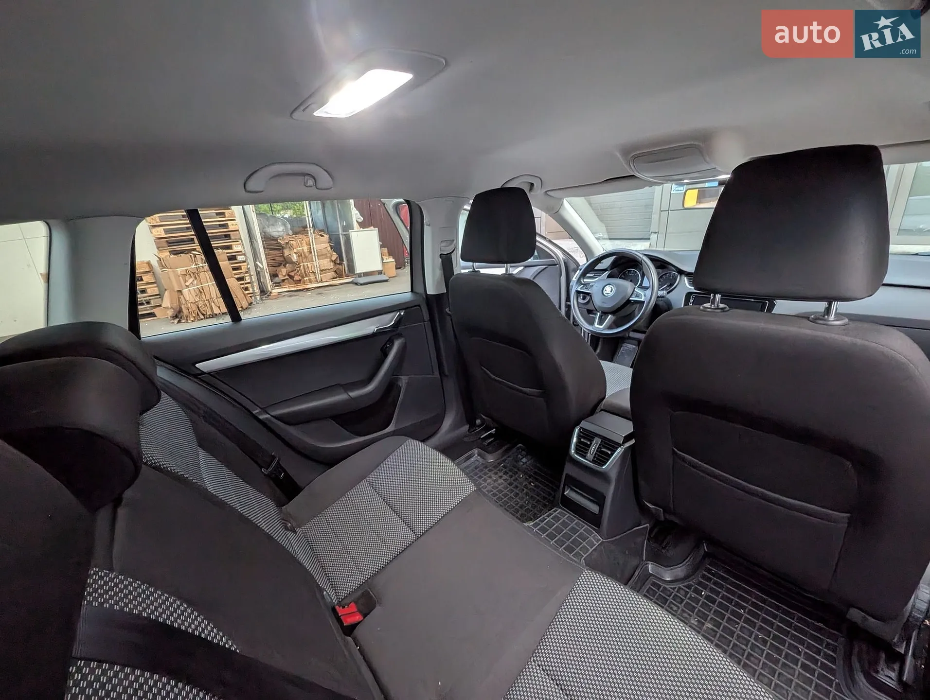 2016 Skoda Octavia - мініатюра 21