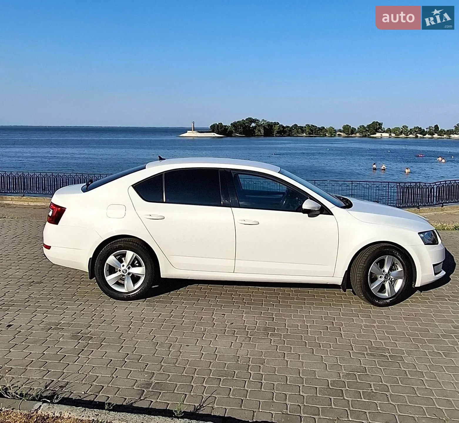 2016 Skoda Octavia - мініатюра 13