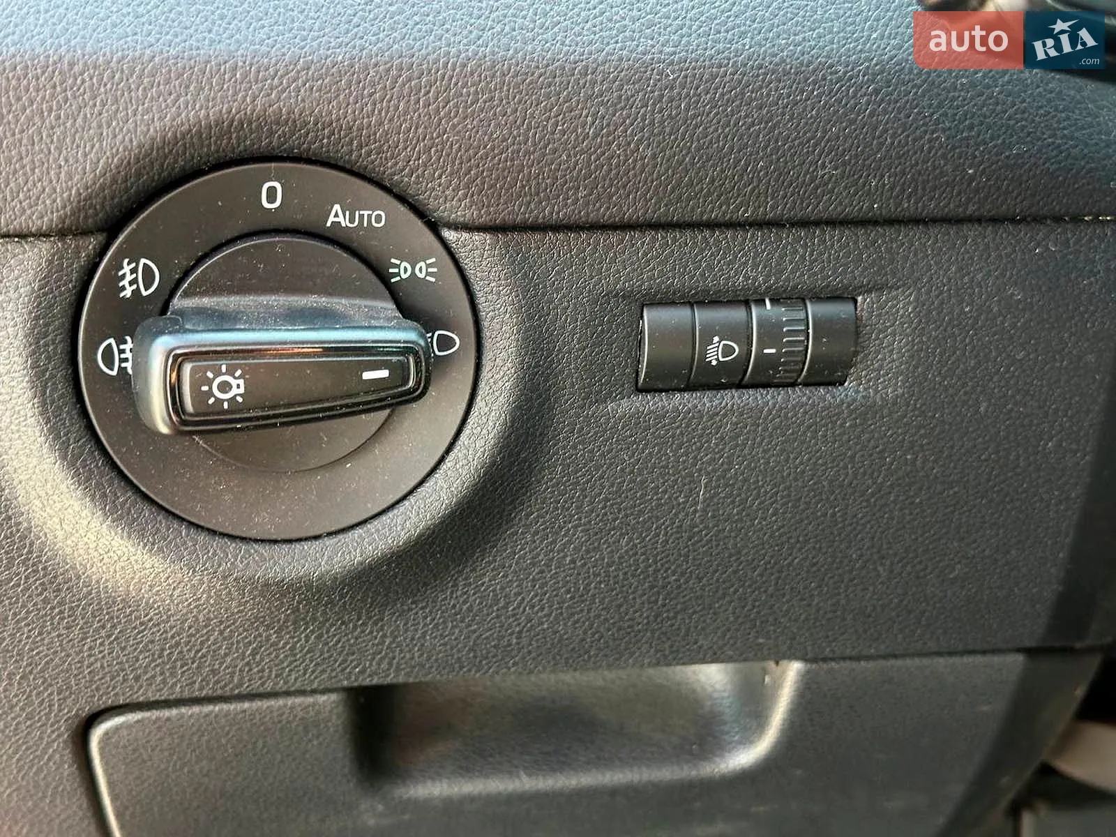 2014 Skoda Octavia - мініатюра 17