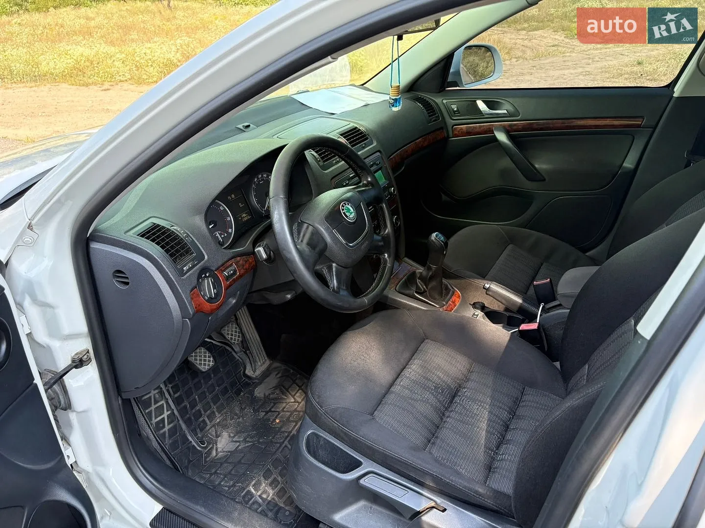 2011 Skoda Octavia - мініатюра 10