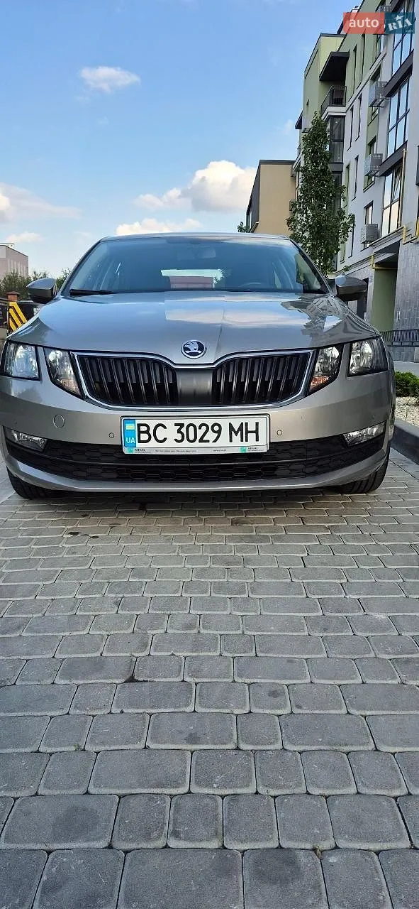 2017 Skoda Octavia - мініатюра 3