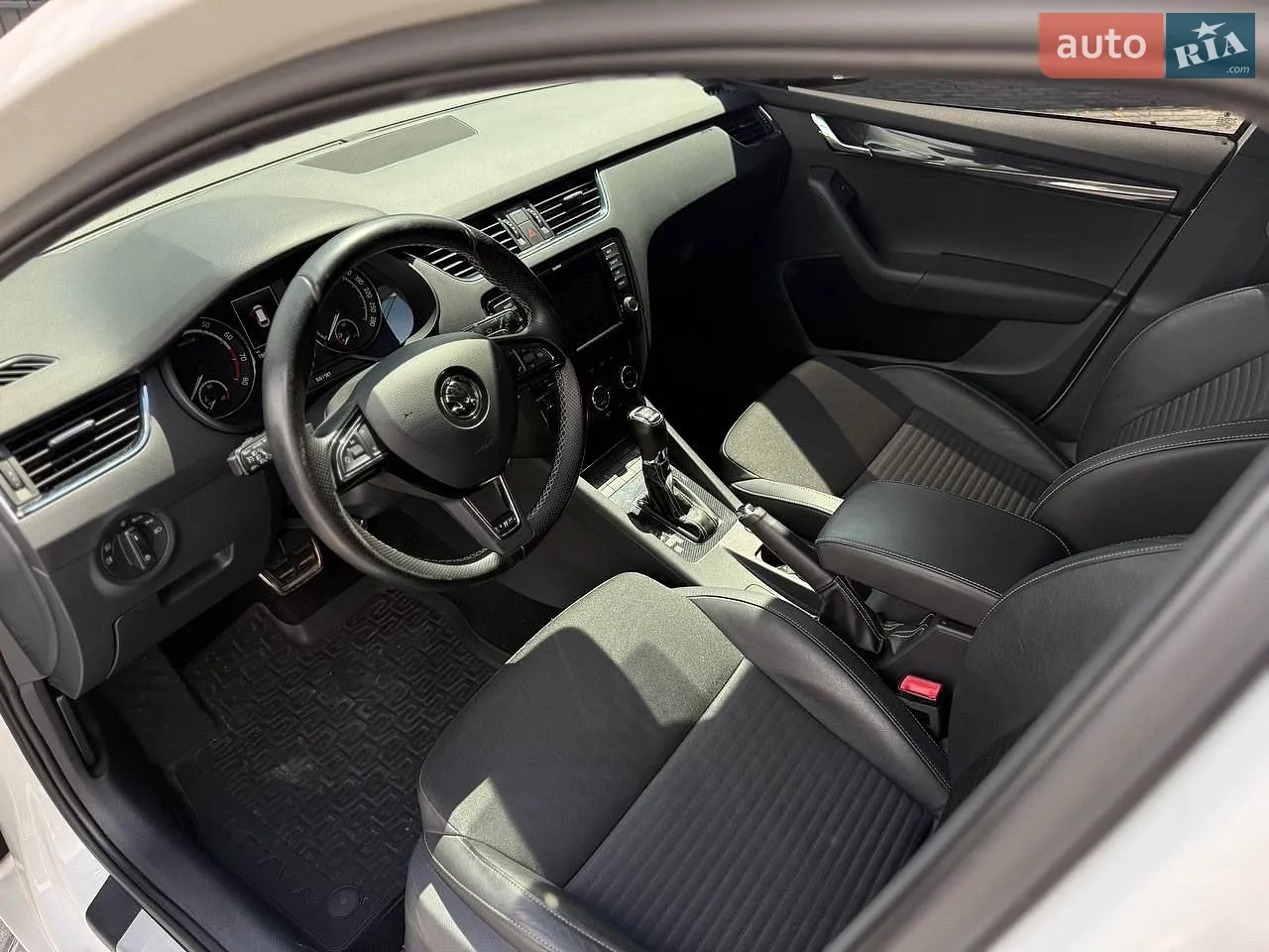2013 Skoda Octavia - мініатюра 19