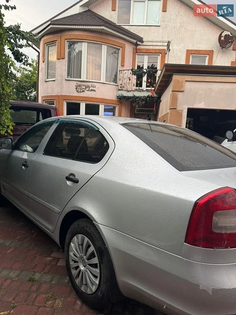 2011 Skoda Octavia - фото 1
