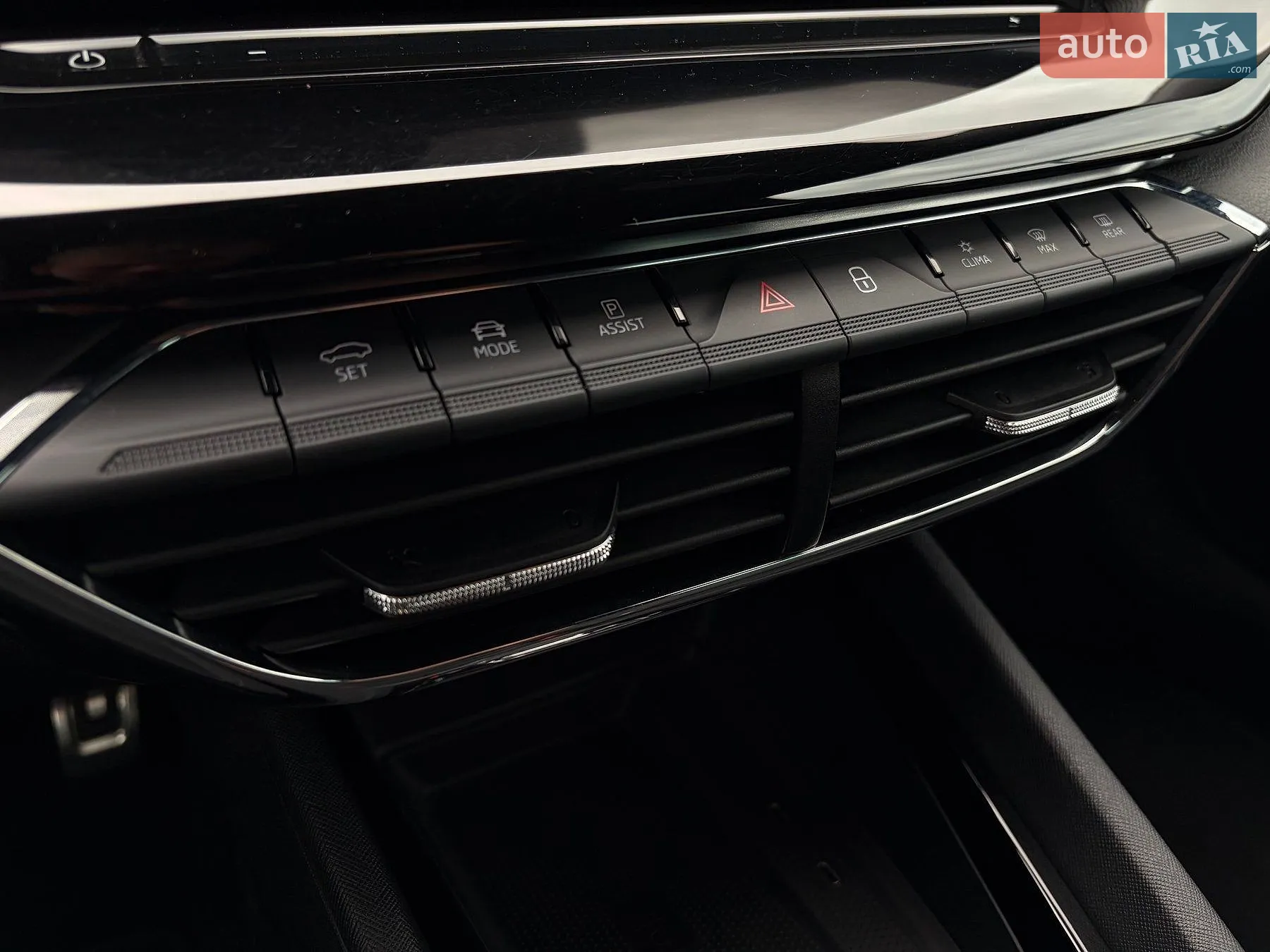 2021 Skoda Octavia - мініатюра 47