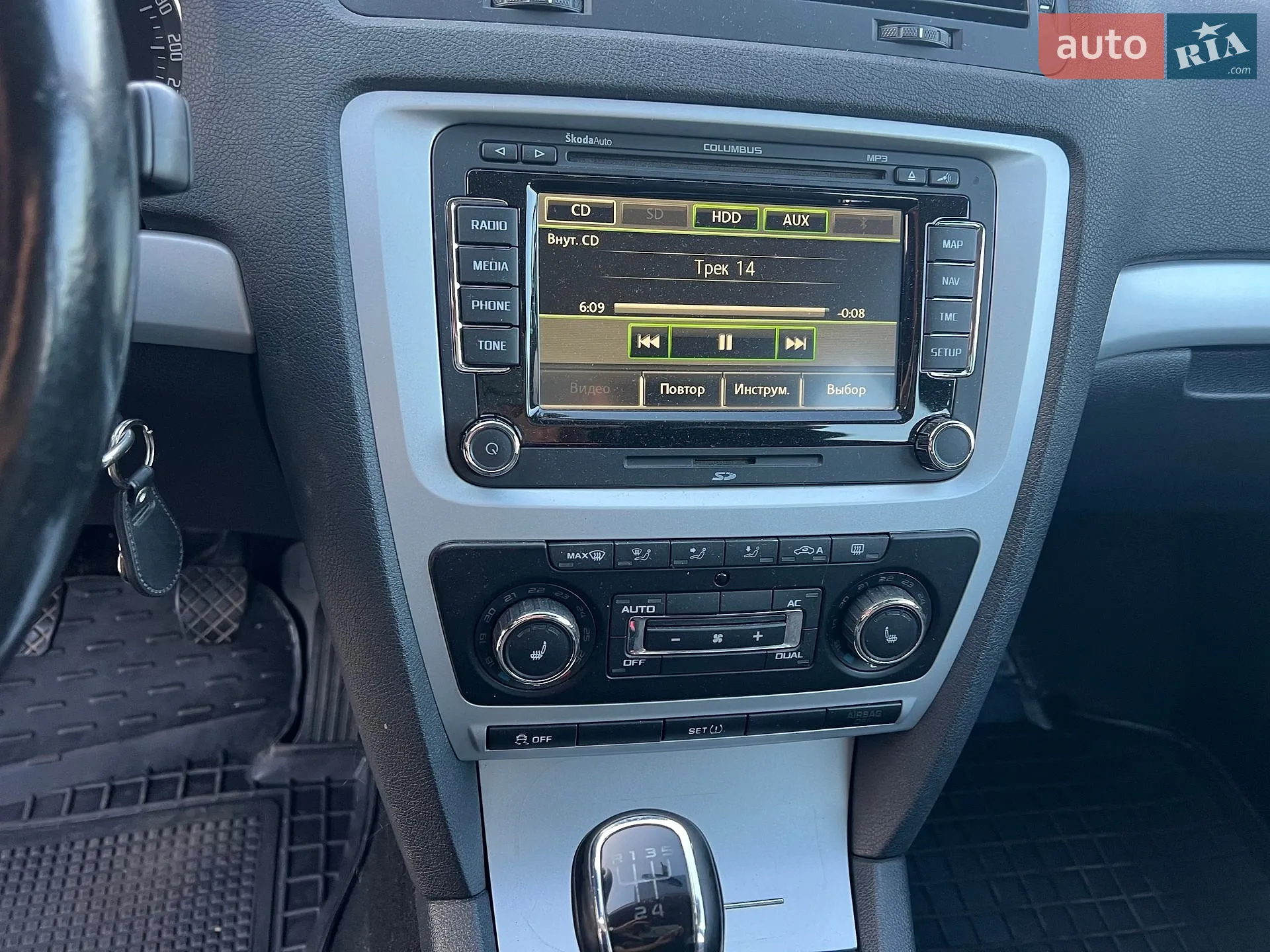 2011 Skoda Octavia - мініатюра 23