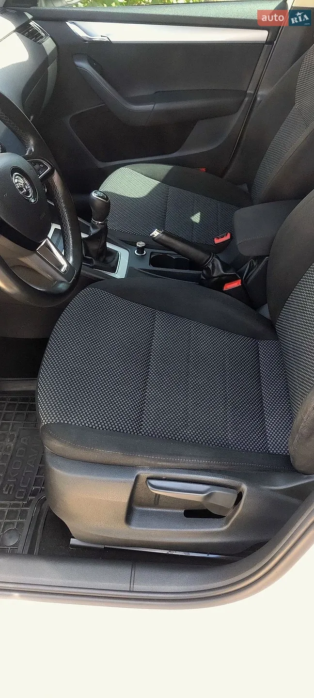 2015 Skoda Octavia - мініатюра 17