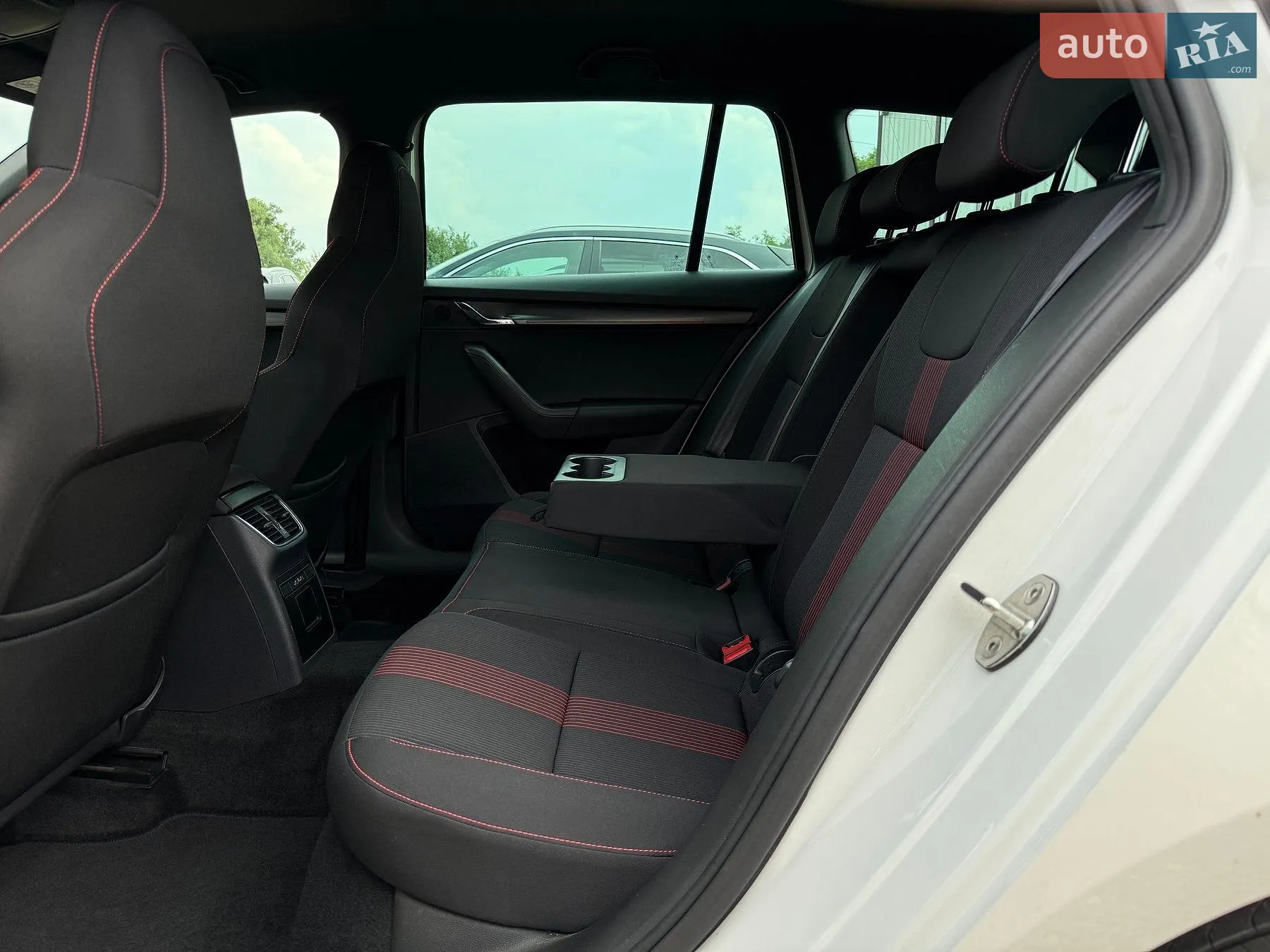 2020 Skoda Octavia - мініатюра 84