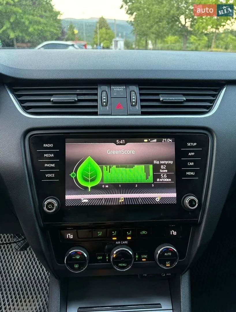 2017 Skoda Octavia - мініатюра 10