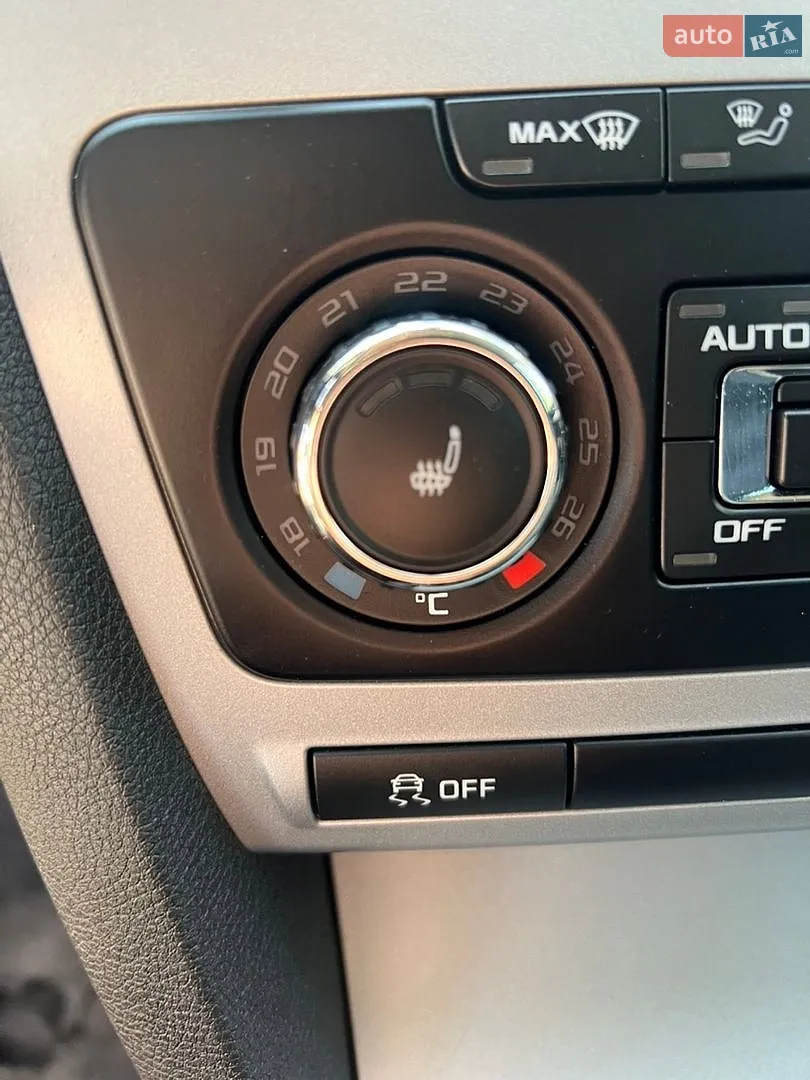 2012 Skoda Octavia - мініатюра 11