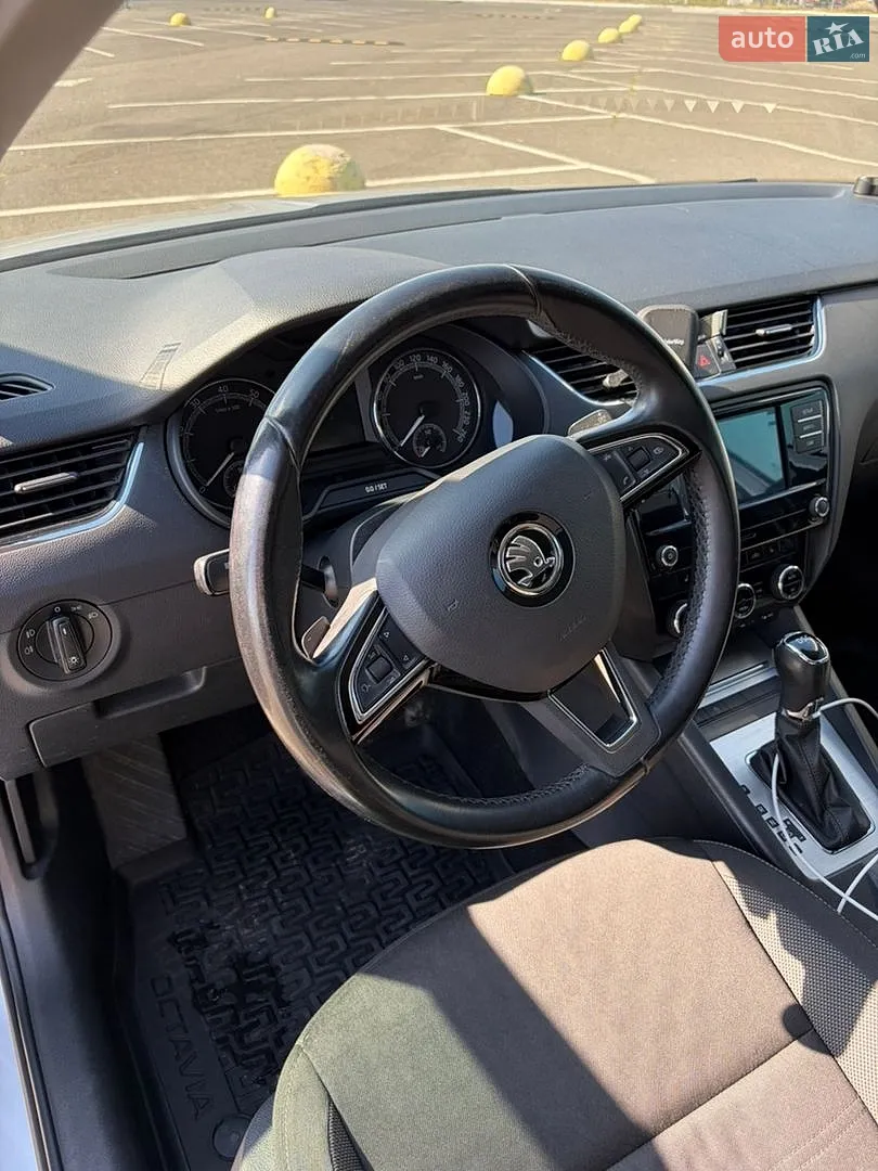 2017 Skoda Octavia - мініатюра 13