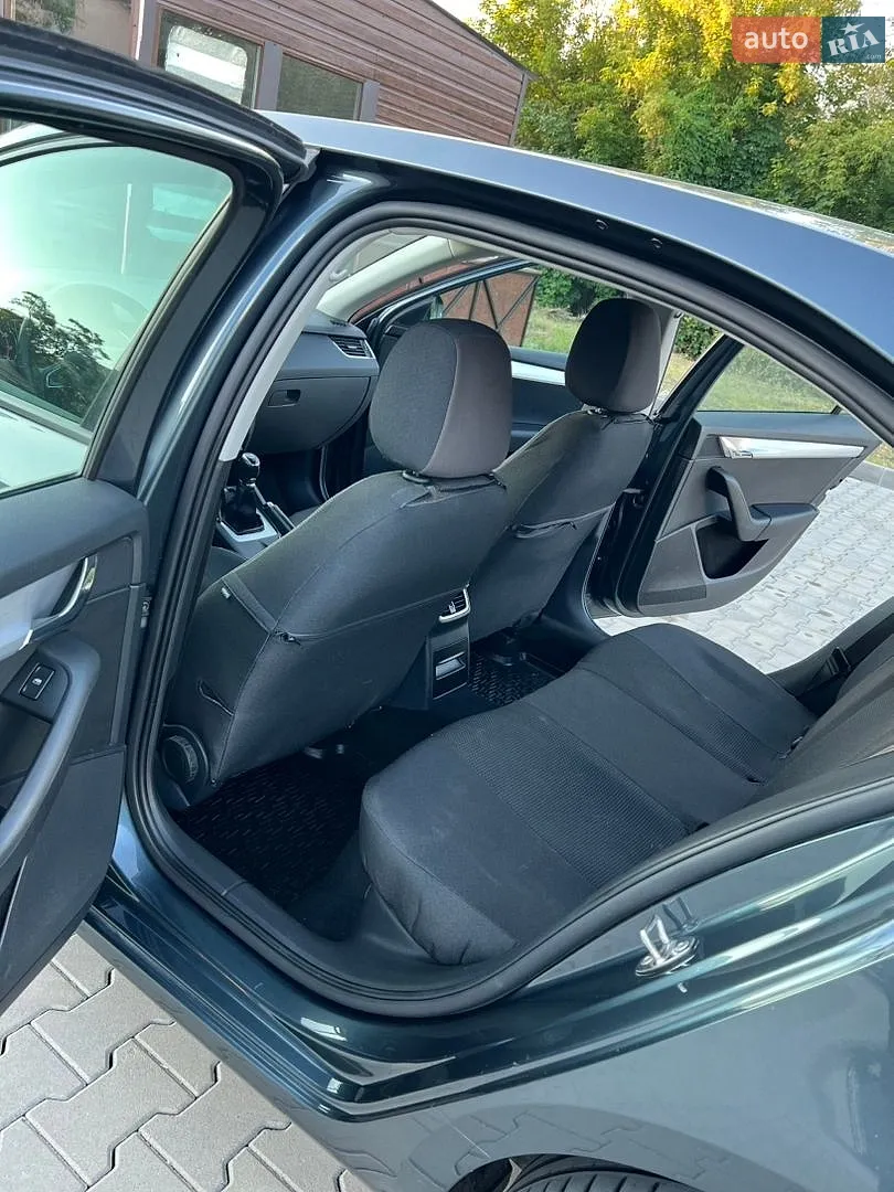 2017 Skoda Octavia - мініатюра 8