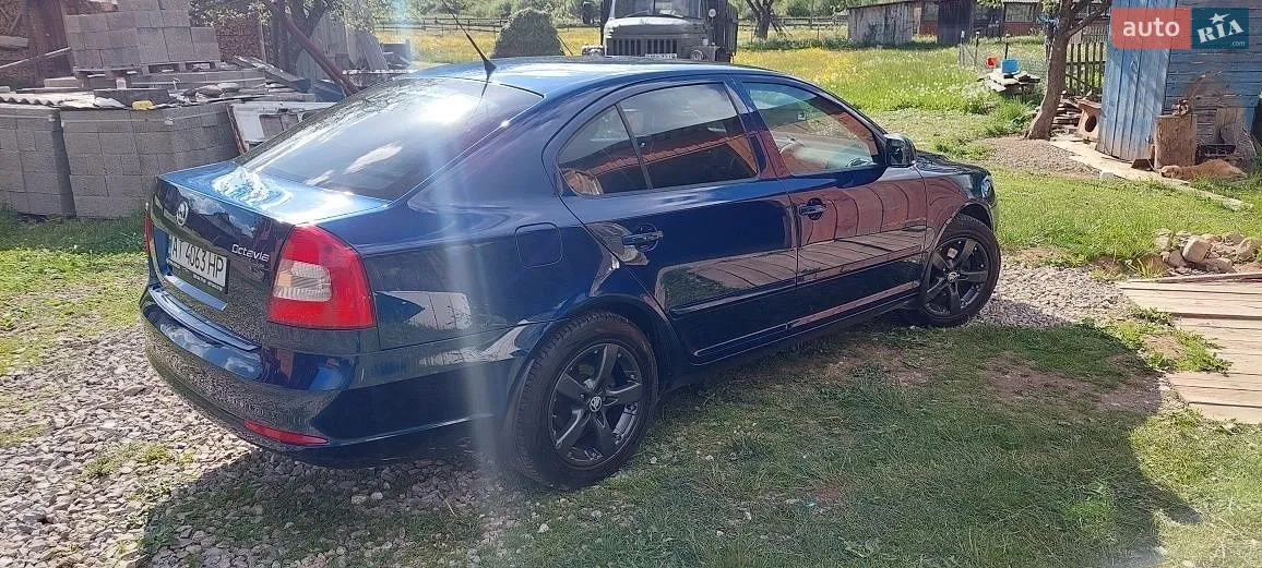 2010 Skoda Octavia - мініатюра 3