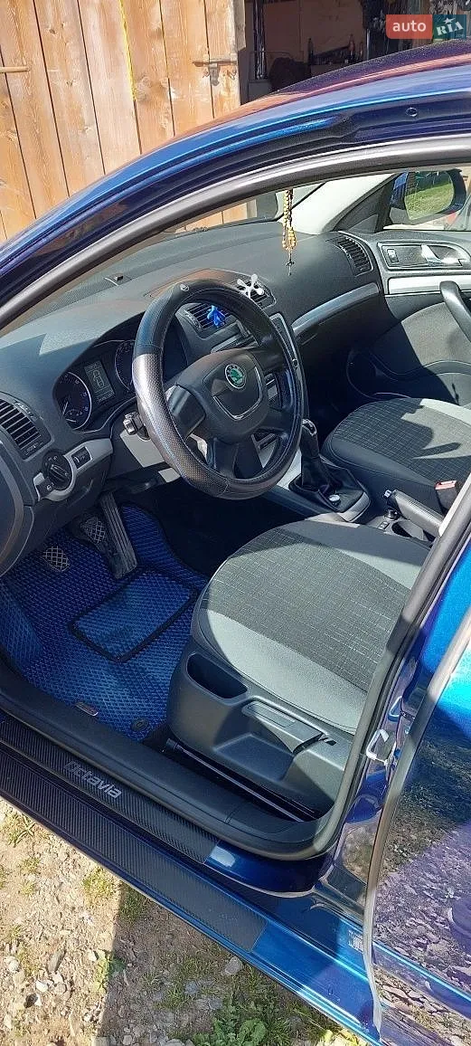2010 Skoda Octavia - мініатюра 5