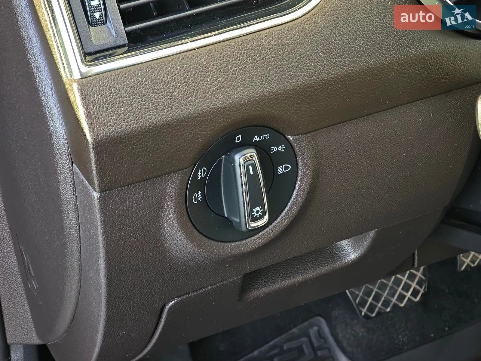 2016 Skoda Octavia - мініатюра 26