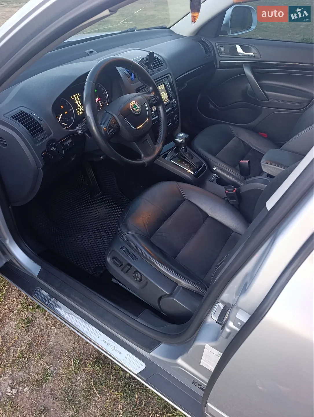 2011 Skoda Octavia - мініатюра 8