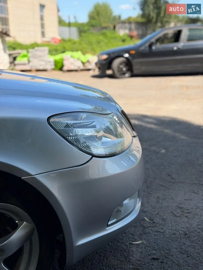 2010 Skoda Octavia - мініатюра 22