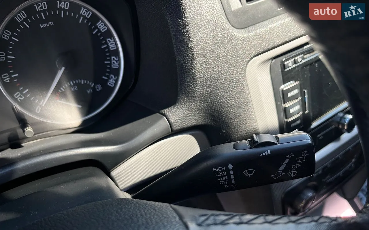 2016 Skoda Octavia - мініатюра 15