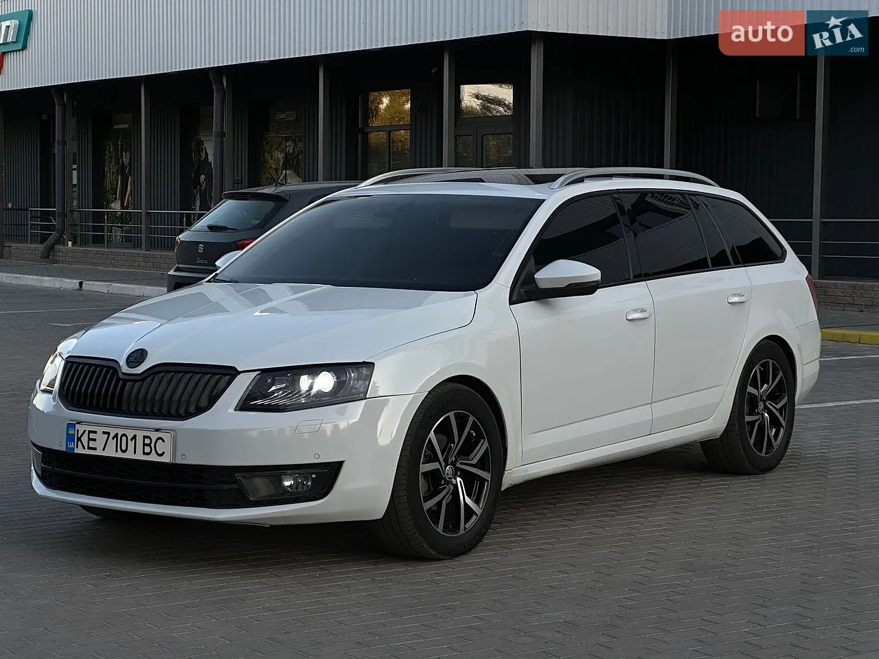 2015 Skoda Octavia - мініатюра 25