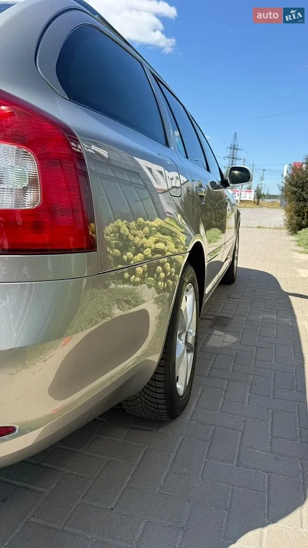 2010 Skoda Octavia - мініатюра 10