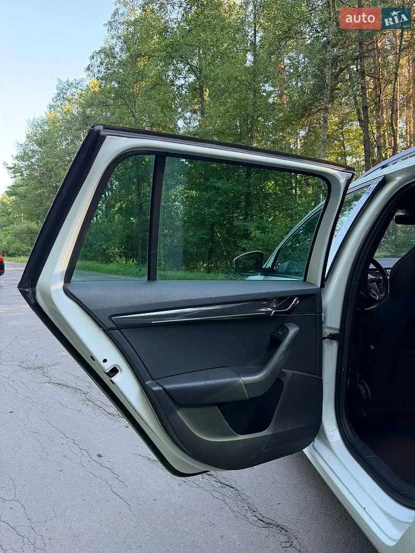 2017 Skoda Octavia - мініатюра 25